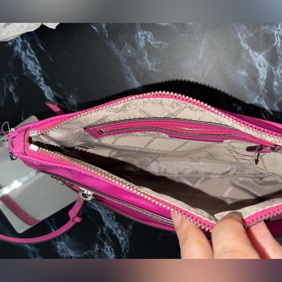 MICHAEL KORS Bag Jet Set Nylon Hot Pink Gabardine Messenger Crossbody AUTHENTIC - Picture 14 of 15